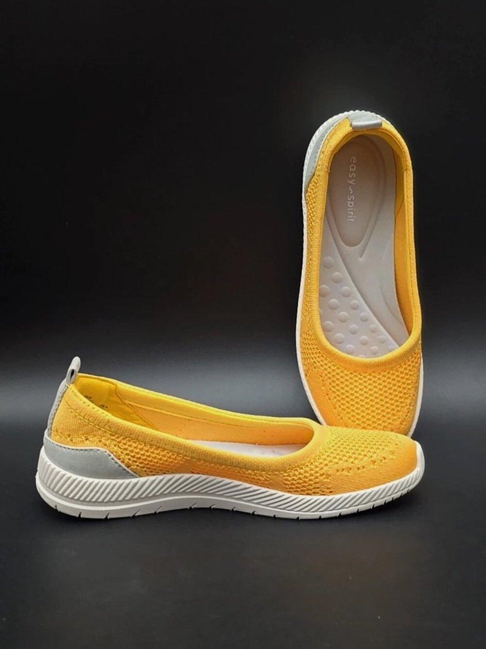 Easy Spirit Glitz Yellow Knit Casual Slip-On Walking Shoes Women's Size 5.5M